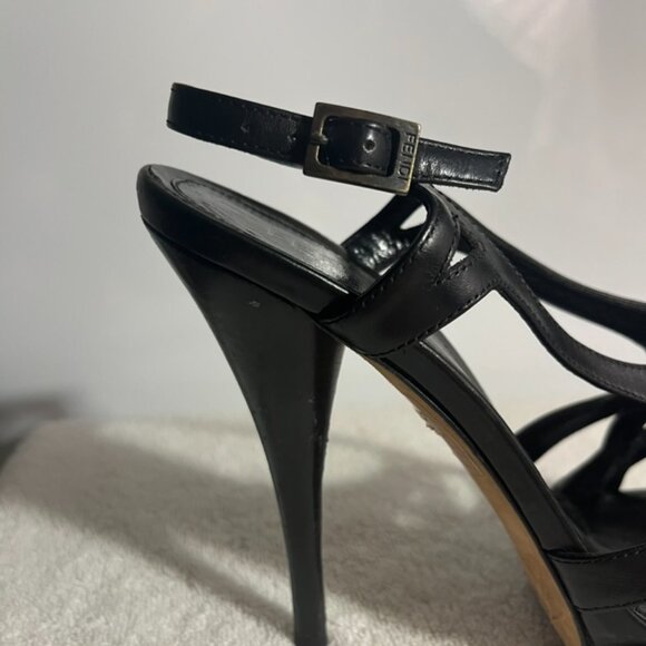 Fendi black strappy heels - Picture 6 of 9